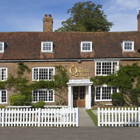 The Queen'S Inn-2