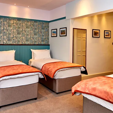 Anglesey Arms Hotel-3