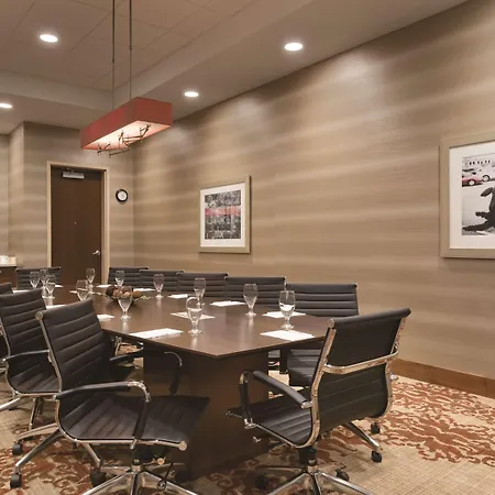 Embassy Suites By Hilton Akron Canton Airport-3