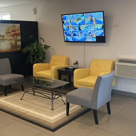 Quality Inn & Suites Near Downtown Bakersfield-3