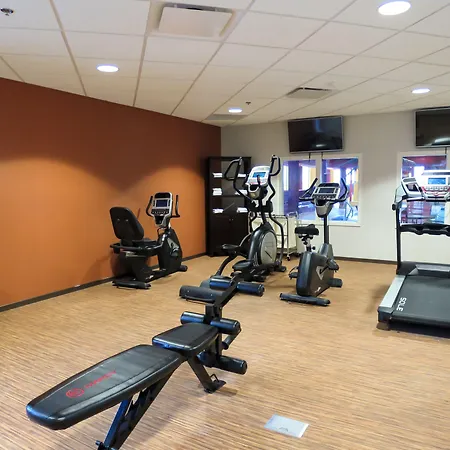 Comfort Suites Regina-2
