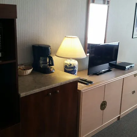 Hotel Motel Penn-Mass-3