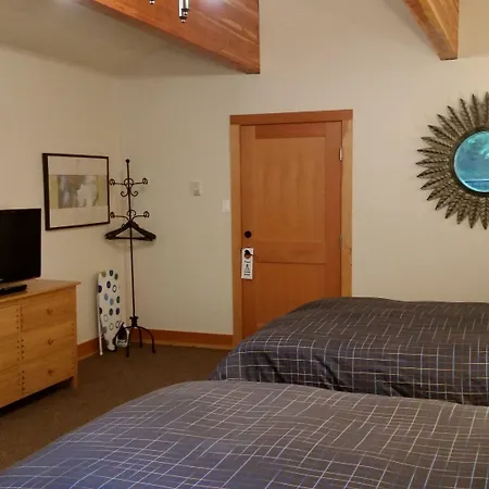 The Lodge At Skeena Landing-3