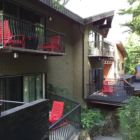 The Lodge At Skeena Landing-2
