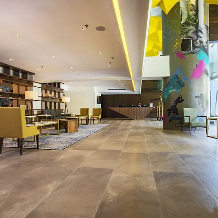 Krystal Urban Guadalajara-3