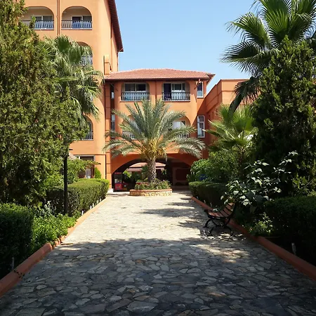 Club Turtas Beach-3