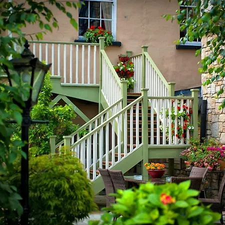 Step House Hotel-3