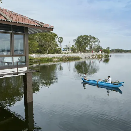 Ekho Lake House - From Colonial Bungalow To Royal Retreat-2