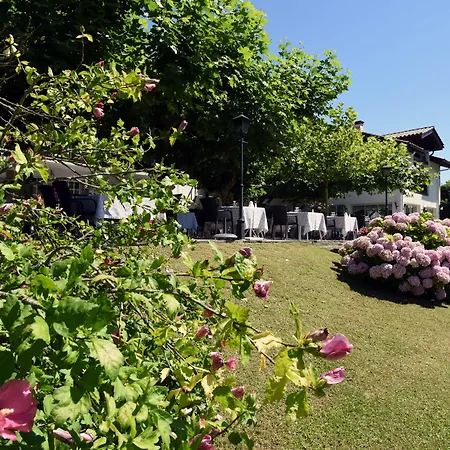 Les Jardins de Bakea-2