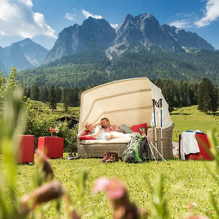 Bayern Resort Hotel - Adults Only - Mit Zugspitzblick - Eibsee-Naehe - Wellnessbereich - Naturpool Im Sommer-2