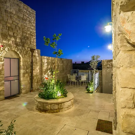 The Way Inn - Boutique Suites-3