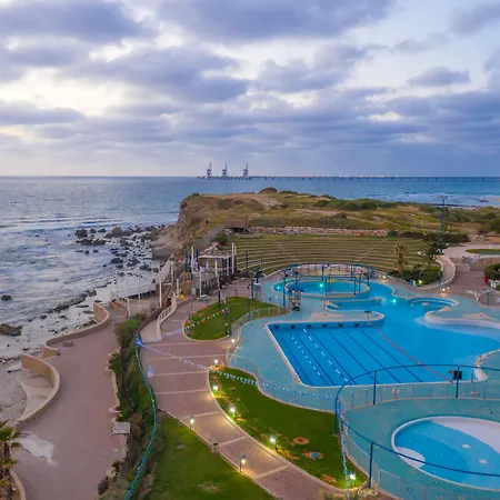 Ramada Resort Hadera Beach-3