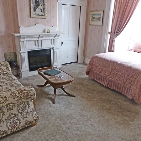 Victorian Inn-3
