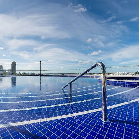 Meriton Suites Southport-2