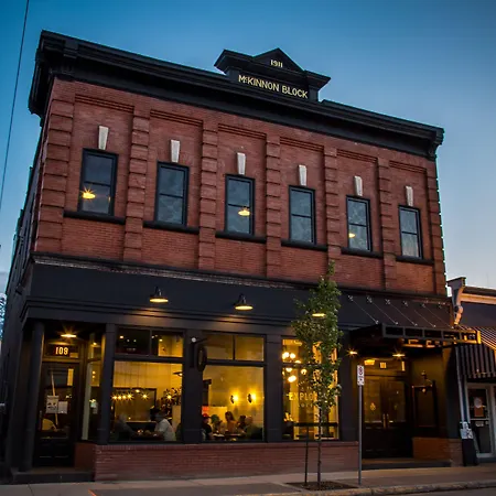 Eleven Revelstoke Lodge-3
