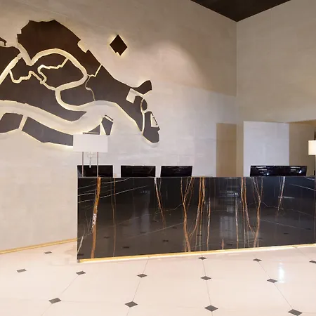 Palazzo Veneziano - Venice Collection-3