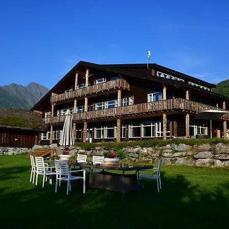 Blatind Boutique Hotel-3