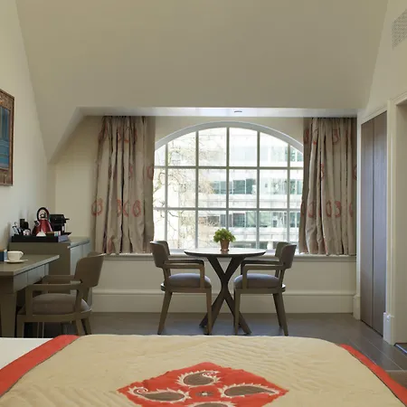 The Lalit London-2