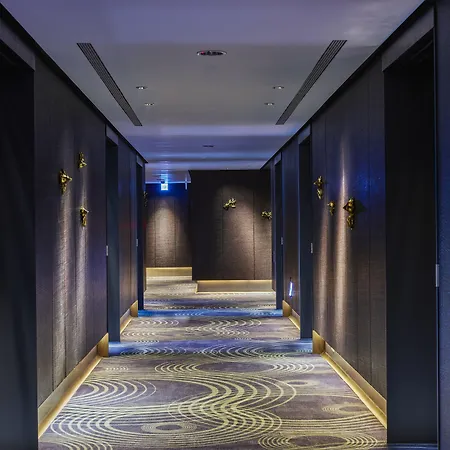 H2O Hotel-2
