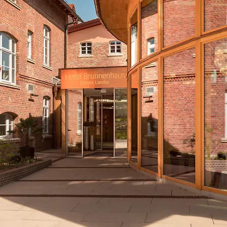 Hotel Brunnenhaus Schloss Landau-2
