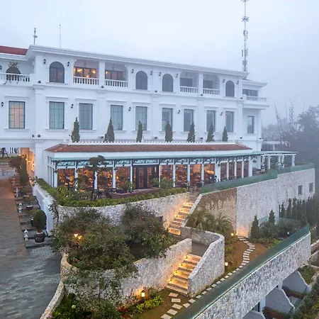 Silk Path Grand Sapa Resort & Spa-2