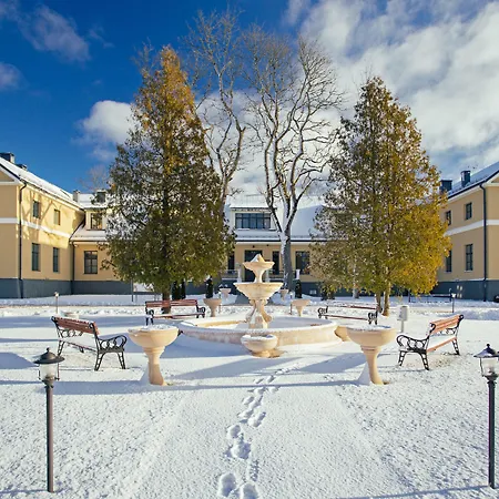 Skrunda Manor-2