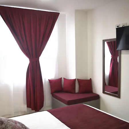 Astro Inn Hotel Express-3