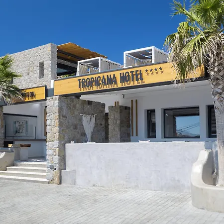 Tropicana Suites & Villas Mykonos-3
