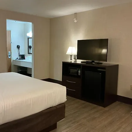 Quality Inn Wilkes-Barre Near Arena-3