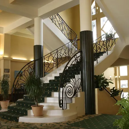 Grand Hôtel Perros-Guirec-2
