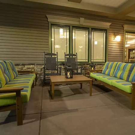 Chautauqua Harbor Hotel - Jamestown-3