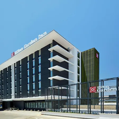 Hilton Garden Inn Gaborone, Botswana-3