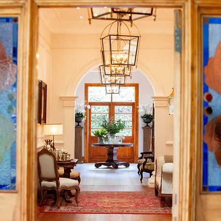 Hartford House-3