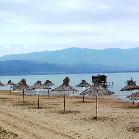Romantique Dojran Hotel-3