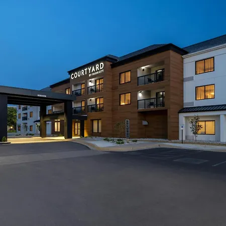 Courtyard By Marriott Kokomo-2