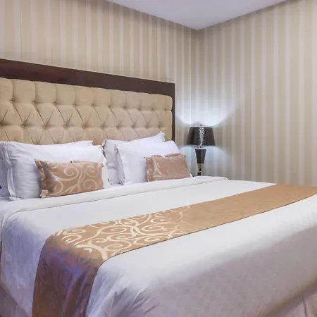 Wyndham Surabaya-3
