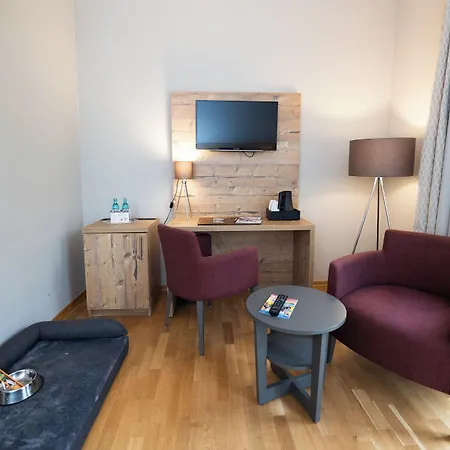 Hotel Haus Delecke-2