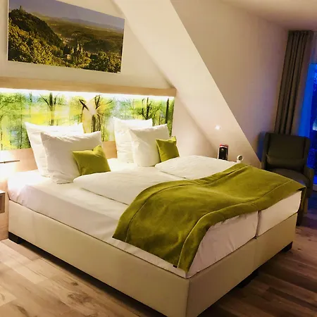 Four Stars By City Hotel-2