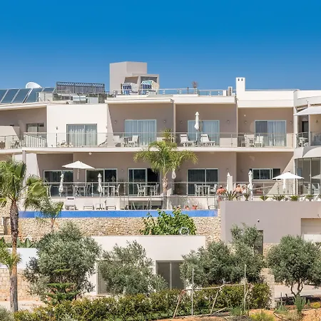 Caneiros Luxury House & Suites-2