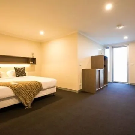 Heathcote Inn-2