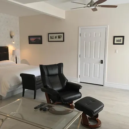 Grey Rose Suites-3