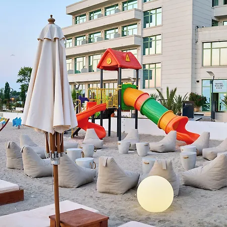 Hotel Malibu-2