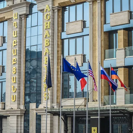 Aghababyan'S Hotel-3