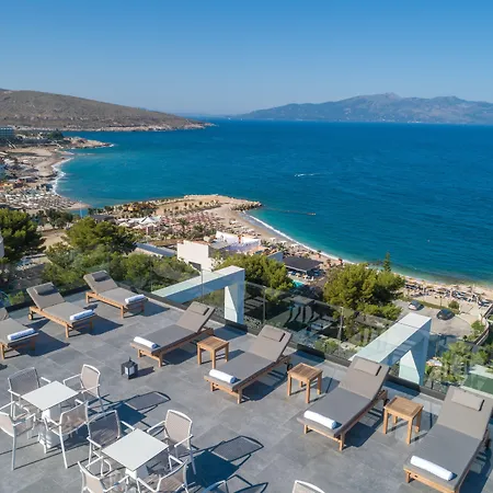 Glow Boutique Hotel & Suites-3