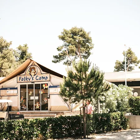 Falkensteiner Premium Mobile Homes&Camping Zadar-2