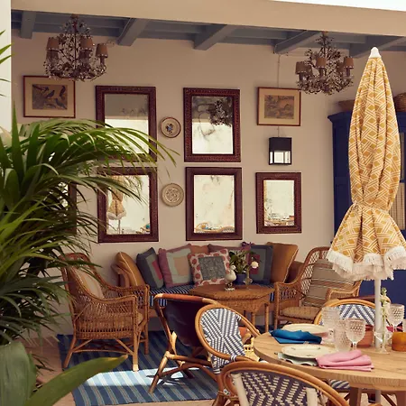 Cristine Bedfor Mahon Boutique Hotel-3