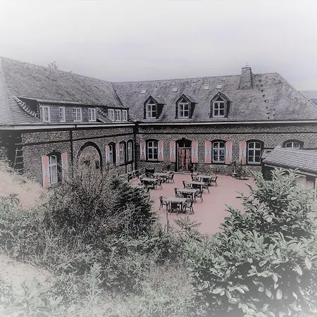 Burg Wassenberg-2