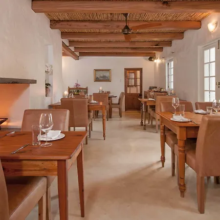 Hotel Roosje Van De Kaap-2