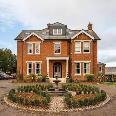 The Lodge Duxford-2