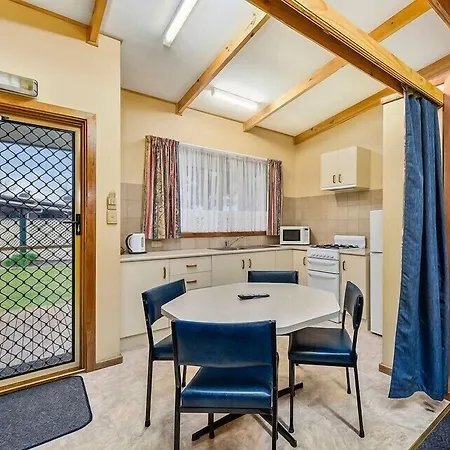 Millicent Hillview Caravan Park-3